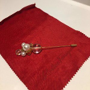 Salvatore Ferragamo novelty gift: brooch/ pin